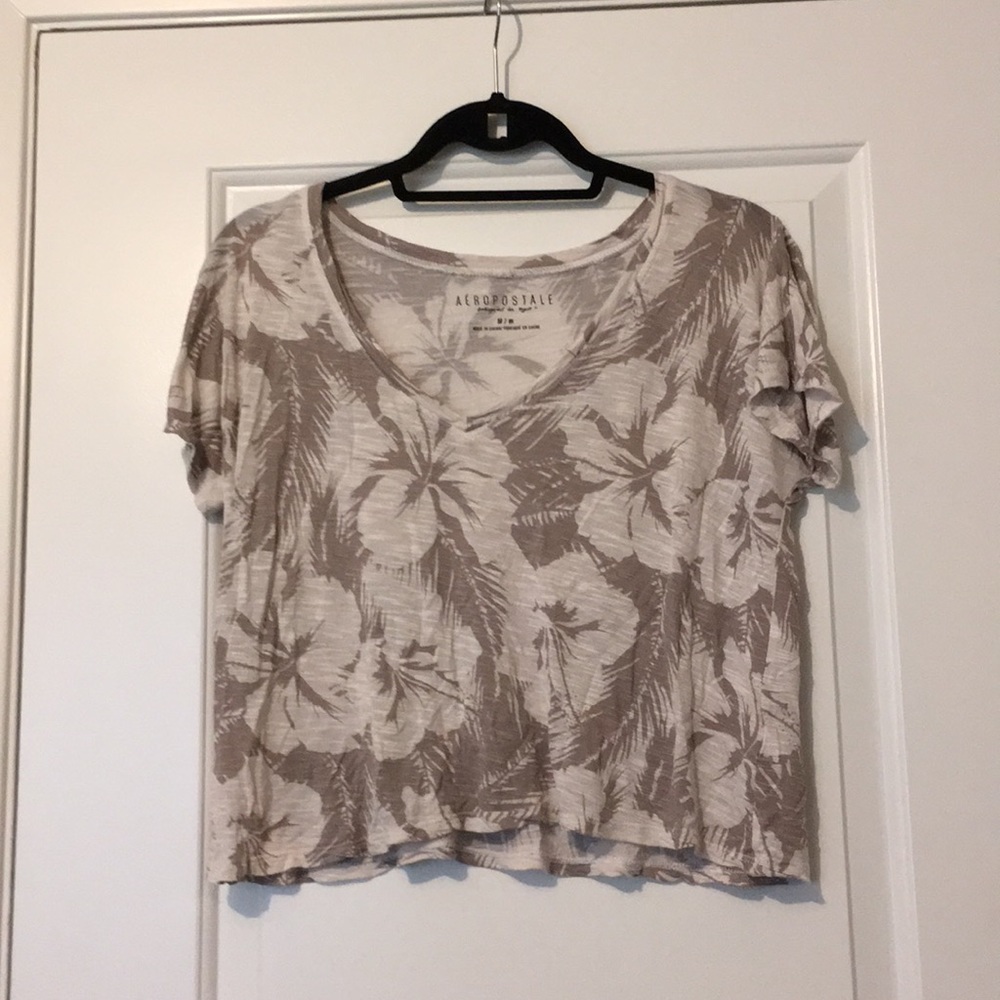 Aeropostale flowy crop top Hawaiian print